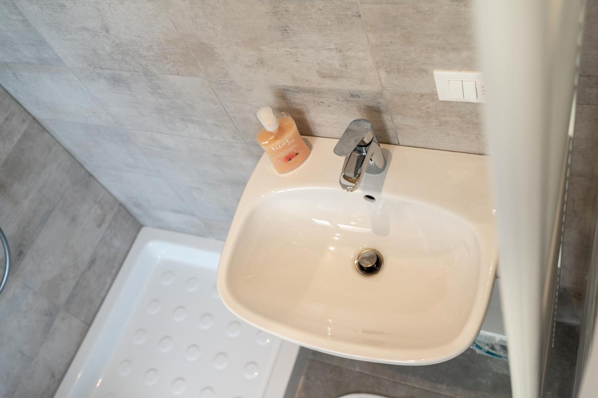 Appartement Charme In Fiera - Zona Fiera à Vérone Extérieur photo